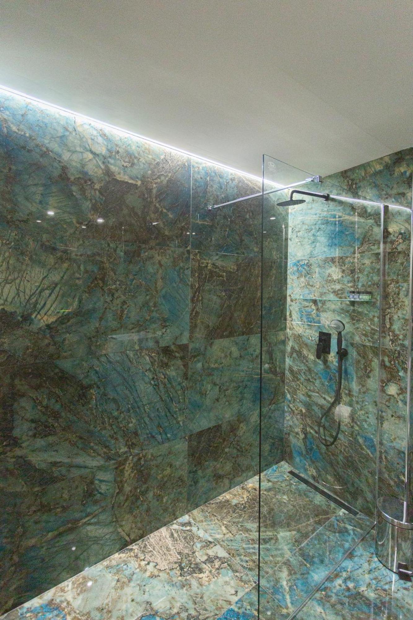 Marina Apartments การ์ดามมีลี ภายนอก รูปภาพ